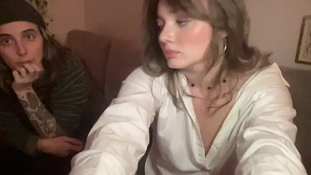 Snapshot of lill_daddysgirl chatting on 02-13-26, 04:08 lill daddysgirl online show from 02-13-26, 04:08