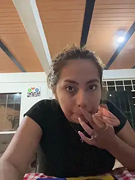 Emily Joee online show from 10-19-25, 03:51