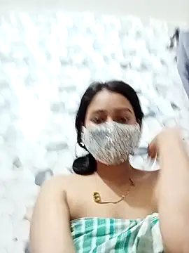 Hot Baby250 online show from 04-25-26, 01:52