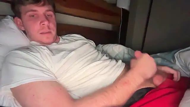 eddieeeeee1232 online show from 03-12-26, 07:14