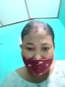 Snapshot of Cute-Vaanya chatting on 10-20-25, 12:38 Cute-Vaanya online show from 10-20-25, 12:38