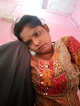 Snapshot of Manya_cute chatting on 10-24-25, 02:08 Manya cute online show from 10-24-25, 02:08