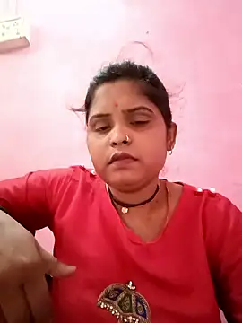 Snapshot of Manya_cute chatting on 10-26-25, 02:39 Manya cute online show from 10-26-25, 02:39