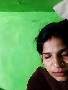 Snapshot of Karishma_cute chatting on 10-17-25, 11:18 Karishma cute online show from 10-17-25, 11:18