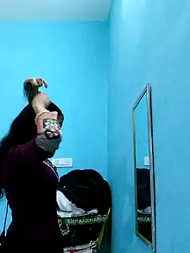 Nitya hot online show from 12-20-25, 07:59