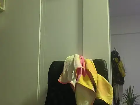 miapink33 online show from 11-07-25, 02:44