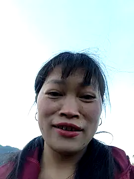 siusiu-00 online show from 11-28-25, 09:56