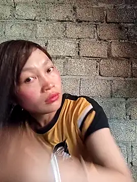 Snapshot of siusiu-00 chatting on 05-13-26, 05:16 siusiu-00 online show from 05-13-26, 05:16