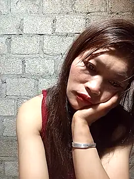 Snapshot of siusiu-00 chatting on 05-18-26, 05:08 siusiu-00 online show from 05-18-26, 05:08