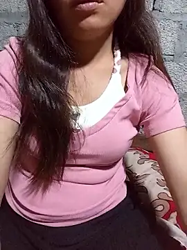 Snapshot of siusiu-00 chatting on 05-30-26, 01:41 siusiu-00 online show from 05-30-26, 01:41