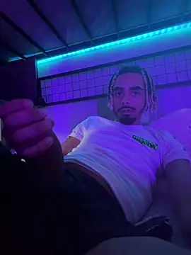 Snapshot of shadespider chatting on 03-22-26, 12:52 shadespider online show from 03-22-26, 12:52