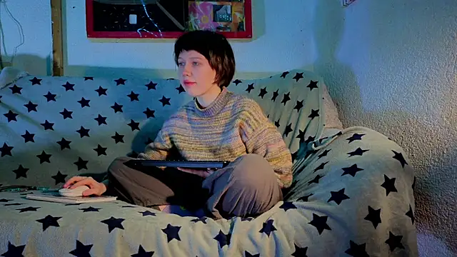 ReincarnatedAngel online show from 10-19-25, 05:02