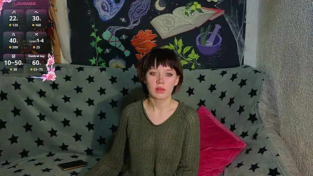 ReincarnatedAngel online show from 11-10-25, 07:57