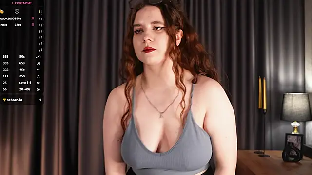 YuriFout online show from 10-25-25, 03:18