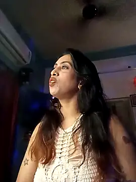 Darling Annie online show from 11-25-25, 06:30