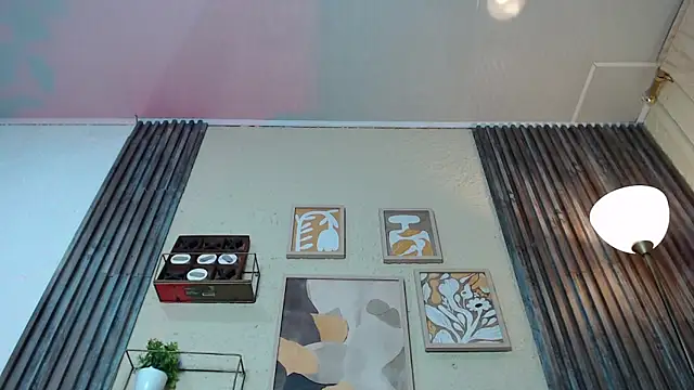 ZharaGag on u online show from 11-29-25, 12:19