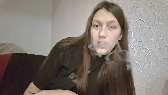 luna tt online show from 12-18-25, 06:47