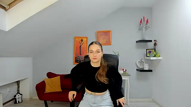 Snapshot of AnneWilsonn chatting on 10-13-25, 03:23 AnneWilsonn online show from 10-13-25, 03:23