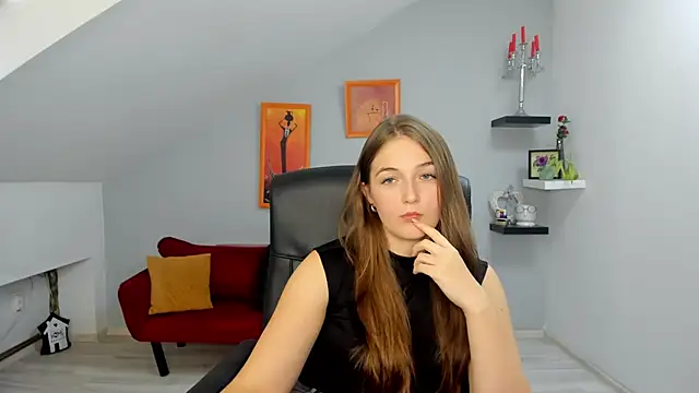 Snapshot of AnneWilsonn chatting on 10-14-25, 10:49 AnneWilsonn online show from 10-14-25, 10:49