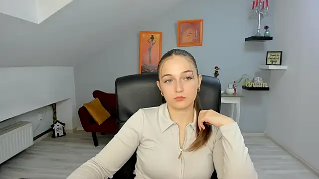 Snapshot of AnneWilsonn chatting on 10-24-25, 11:17 AnneWilsonn online show from 10-24-25, 11:17