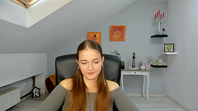 Snapshot of AnneWilsonn chatting on 11-06-25, 12:17 AnneWilsonn online show from 11-06-25, 12:17