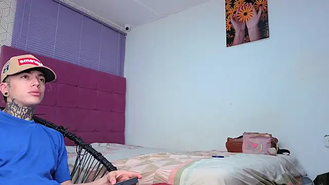 Snapshot of lily_and_wan chatting on 11-29-25, 11:57 lily and wan online show from 11-29-25, 11:57