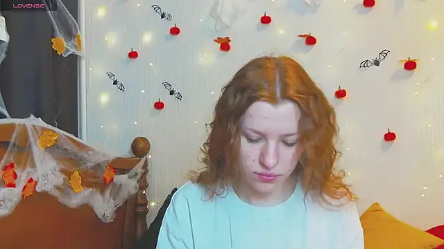 MeganNewCat online show from 10-30-25, 01:23