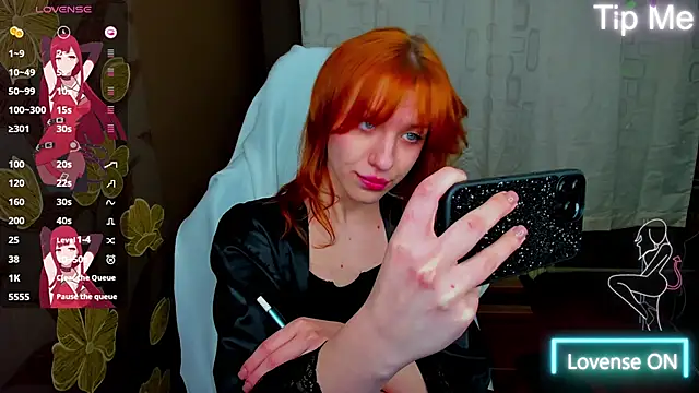 Snapshot of MeganNewCat chatting on 05-04-26, 06:37 MeganNewCat online show from 05-04-26, 06:37