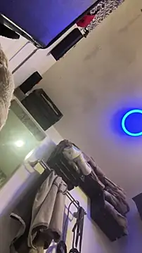 Snapshot of queenkelly1234 chatting on 11-07-25, 01:44 queenkelly1234 online show from 11-07-25, 01:44