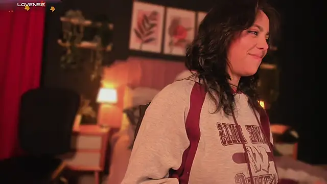 Samanthadela online show from 10-19-25, 05:41