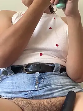 Snapshot of La-Gatiita-trans chatting on 10-21-25, 04:19 La-Gatiita-trans online show from 10-21-25, 04:19