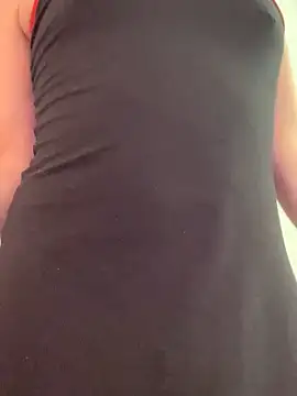 Snapshot of La-Gatiita-trans chatting on 10-26-25, 02:56 La-Gatiita-trans online show from 10-26-25, 02:56