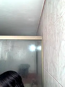 Snapshot of La-Gatiita-trans chatting on 11-04-25, 04:50 La-Gatiita-trans online show from 11-04-25, 04:50