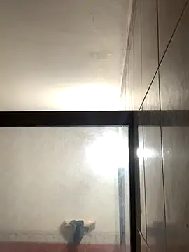 Snapshot of La-Gatiita-trans chatting on 11-05-25, 11:16 La-Gatiita-trans online show from 11-05-25, 11:16