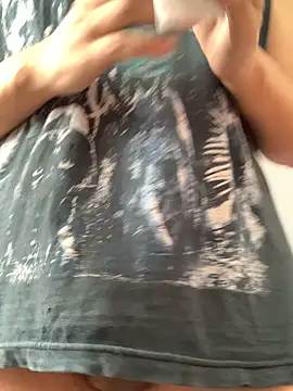 Snapshot of La-Gatiita-trans chatting on 11-30-25, 02:43 La-Gatiita-trans online show from 11-30-25, 02:43