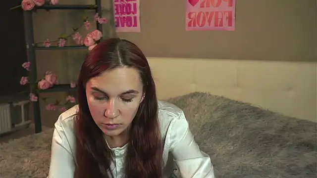 DanetteGutta online show from 10-28-25, 08:33