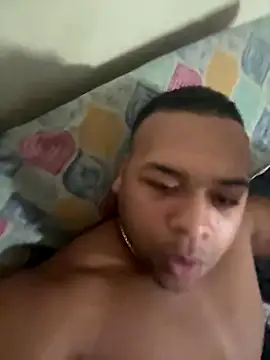 Snapshot of Elsoldado1 chatting on 10-13-25, 09:26 Elsoldado1 online show from 10-13-25, 09:26