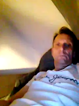 Snapshot of Doctorrrhorny chatting on 10-21-25, 08:42 Doctorrrhorny online show from 10-21-25, 08:42