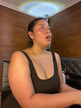 Yvonny27 online show from 03-06-26, 12:34