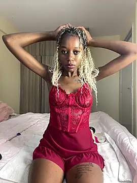 Snapshot of NyahHeat chatting on 02-06-26, 05:01 NyahHeat online show from 02-06-26, 05:01