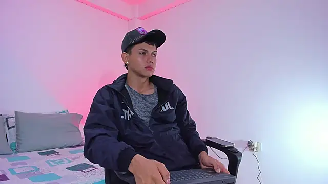 Axel Cody  online show from 10-28-25, 11:36