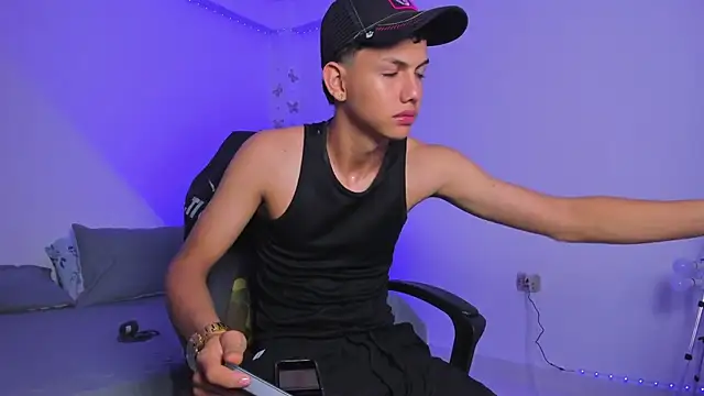 Axel Cody  online show from 10-31-25, 11:33