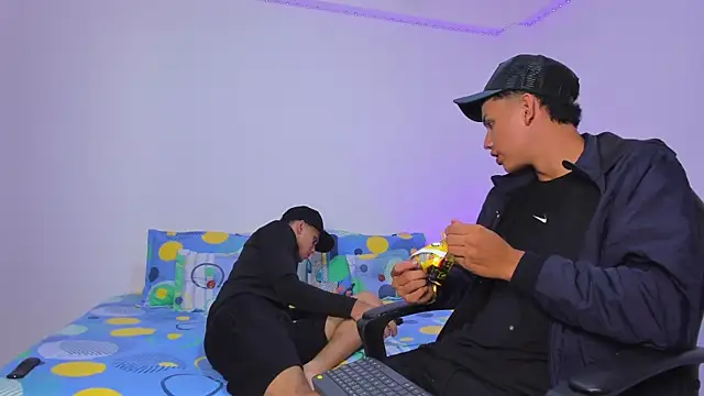 Axel Cody  online show from 11-27-25, 07:49