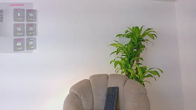 Axel Cody  online show from 05-26-26, 01:40