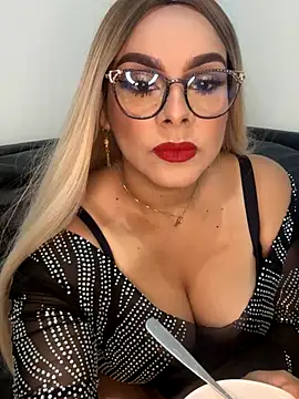 BBWCami  online show from 10-17-25, 12:30