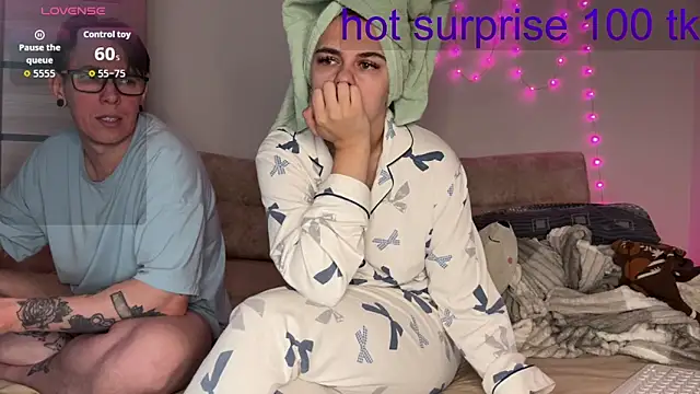 live sexy online show from 04-15-26, 07:48