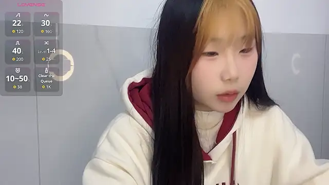 Destin7799 online show from 12-22-25, 04:20