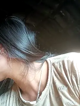 Lyssa-a online show from 04-28-26, 02:21