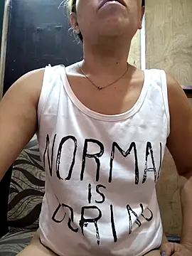 Snapshot of CockBiter83 chatting on 10-14-25, 11:05 CockBiter83 online show from 10-14-25, 11:05