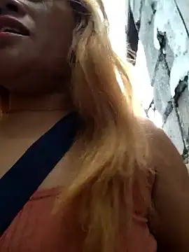 Snapshot of CockBiter83 chatting on 10-31-25, 11:28 CockBiter83 online show from 10-31-25, 11:28